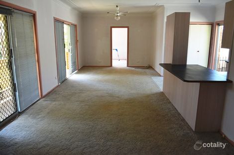 Property photo of 27 Yeramba Road Summerland Point NSW 2259