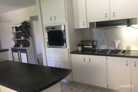 Property photo of 6 Hakea Court Kawungan QLD 4655