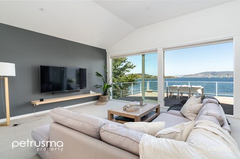 Property photo of 3 Koluri Court Lindisfarne TAS 7015