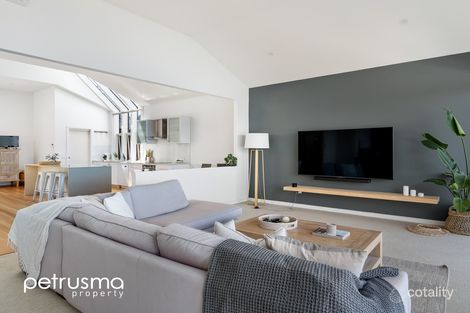 Property photo of 3 Koluri Court Lindisfarne TAS 7015