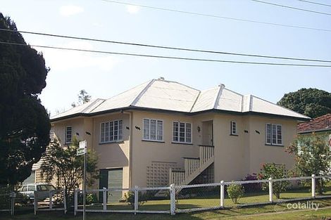 68 Holland Rd, Holland Park, QLD 4121