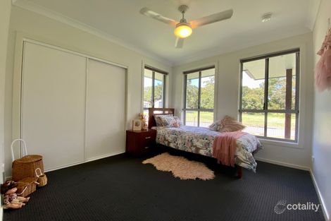 Property photo of 52 Phoenix Crescent Rural View QLD 4740