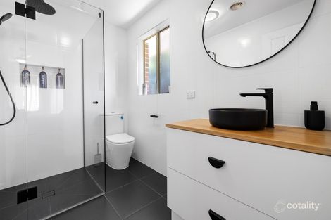 Property photo of 17 Pelham Crescent Wyndham Vale VIC 3024