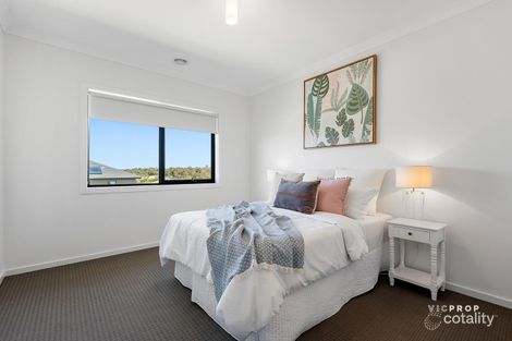 Property photo of 11 Largo Circuit Junction Village VIC 3977
