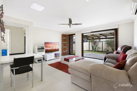 2/11 Gardiners Pl, Southport, QLD 4215