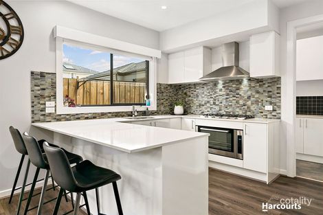 Property photo of 22 Turmeric Avenue Mickleham VIC 3064