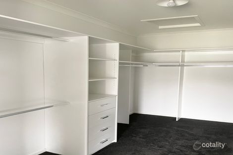 Property photo of 18 Wingfield Drive Thornhill Park VIC 3335