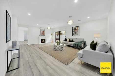 11 Scullin Rd, Burnside Heights, VIC 3023