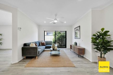 Property photo of 11 Scullin Road Burnside Heights VIC 3023