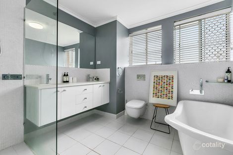 Property photo of 2/361 Cornwall Street Greenslopes QLD 4120