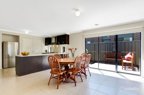 Property photo of 40 Weavers Street Manor Lakes VIC 3024
