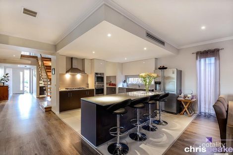 Property photo of 4 Eastridge Close Berwick VIC 3806