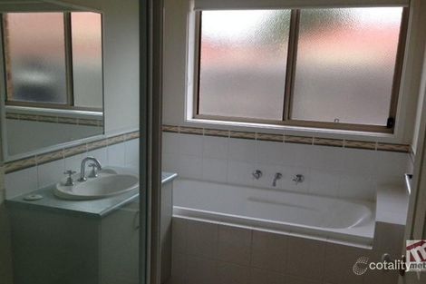 Property photo of 20 Breamlea Way Cranbourne West VIC 3977