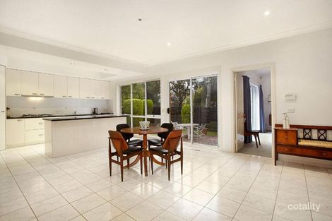 Property photo of 2 Mulsanne Way Donvale VIC 3111