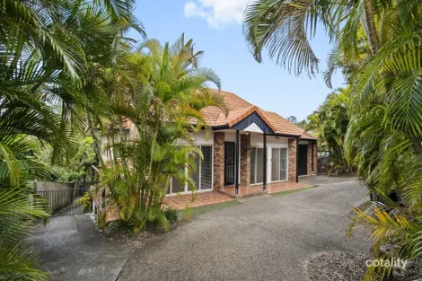 Property photo of 25 Federal Place Robina QLD 4226