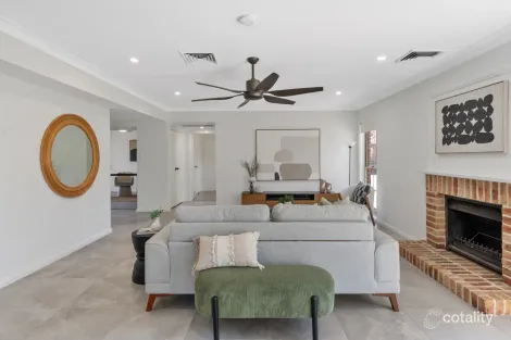 Property photo of 10 Forsythe Parade Black Hill NSW 2322