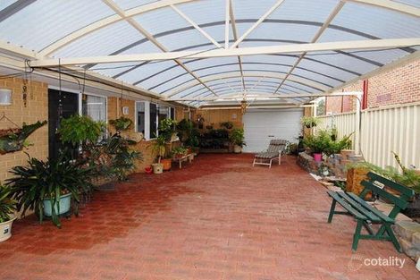 Property photo of 33 The Promenade Wattle Grove WA 6107