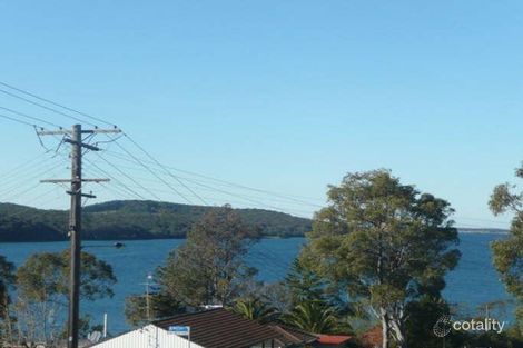 Property photo of 7 Bolton Point Road Bolton Point NSW 2283