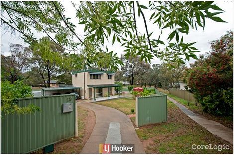 Property photo of 19 Bailes Court Wanniassa ACT 2903