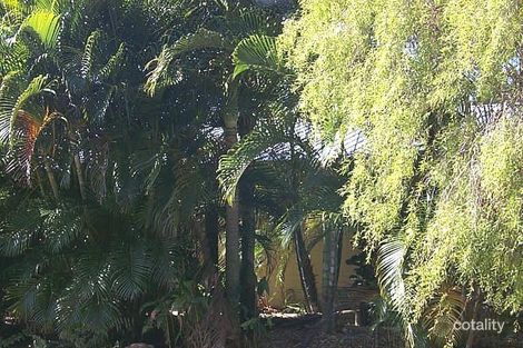 4 Mahogany St, Holloways Beach, QLD 4878