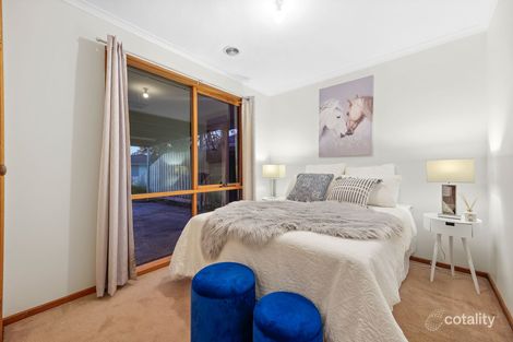 Property photo of 1 Tatyoon Close Aspendale Gardens VIC 3195