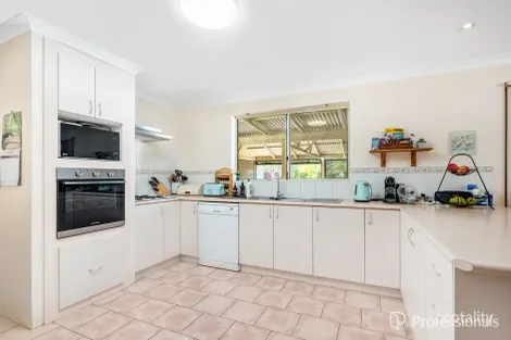 Property photo of 9 Border Drive Deepdale WA 6532