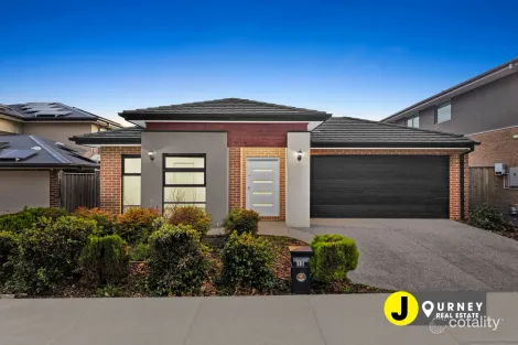 12 KERNOT PDE, CLYDE, VIC 3978