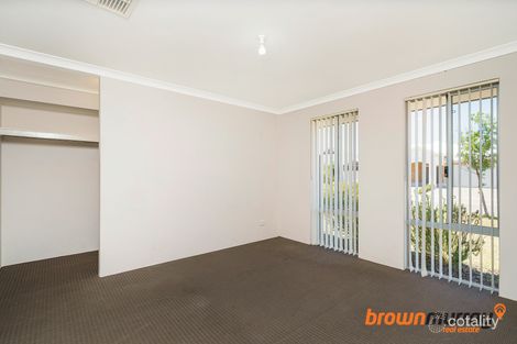 Property photo of 19 Monroe Cross Aveley WA 6069