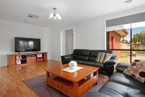 Property photo of 29 Dressage Place Epping VIC 3076