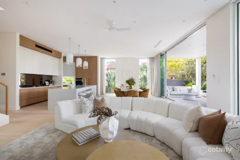 Property photo of 28 Baringa Road Northbridge NSW 2063