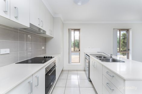Property photo of 30 Amber Street Emerald QLD 4720