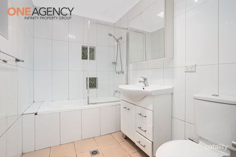 Property photo of 166 Gabo Crescent Sadleir NSW 2168