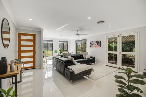 Property photo of 11 Sunray Drive Highfields QLD 4352