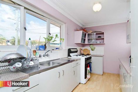 Property photo of 1/40 Edmondstone Street Newmarket QLD 4051
