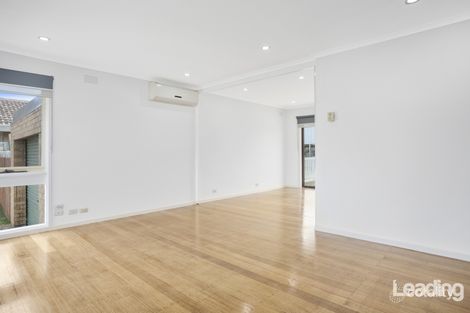 Property photo of 57 Heysen Drive Sunbury VIC 3429