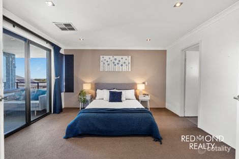 Property photo of 6 Stuttgart Avenue Hocking WA 6065
