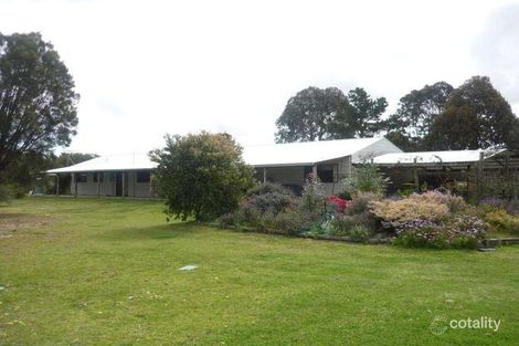 31 Cumming Rd, Oakford, WA 6121