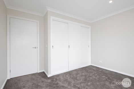 9 Aminya Ave, Delacombe, VIC 3356