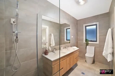 Property photo of 113 Erskine Loop Googong NSW 2620