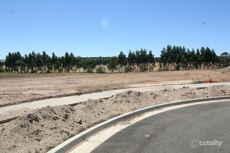 13 Emmy Dr, Miners Rest, VIC 3352