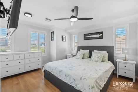 Property photo of 42 Two Rivers Loop Ellenbrook WA 6069