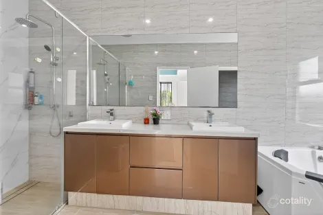 Property photo of 10 Anguria View Landsdale WA 6065
