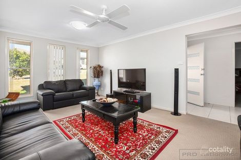 Property photo of 17 Mileham Circuit Rutherford NSW 2320