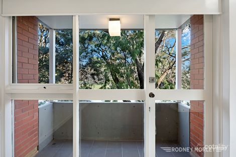 Property photo of 2/16 Tennyson Street St Kilda VIC 3182