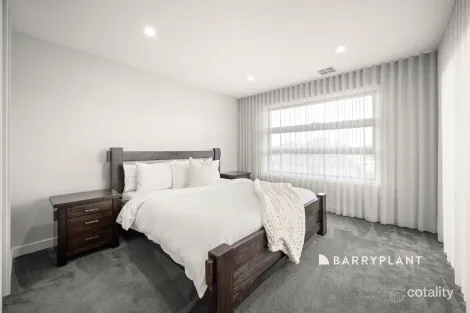 Property photo of 2A Guildford Crescent Narre Warren VIC 3805