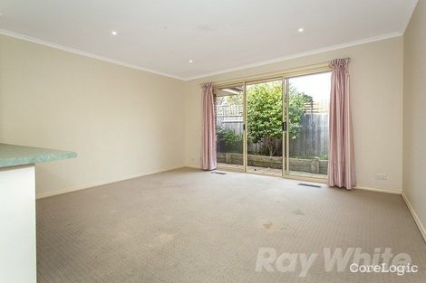 Property photo of 4/2A Lucknow Street Mitcham VIC 3132