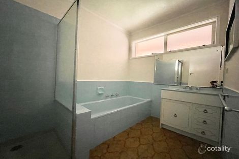 Property photo of 21 Lois Street St Albans VIC 3021