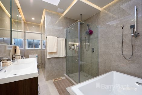 Property photo of 4 Hillside Avenue Dandenong North VIC 3175