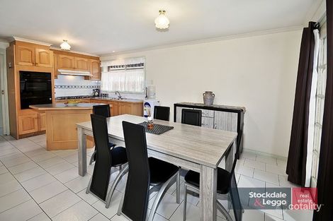 Property photo of 1/3 Hobson Crescent Mill Park VIC 3082