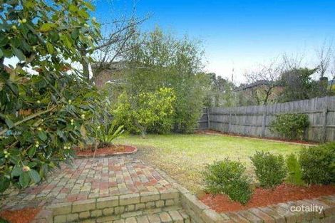 Property photo of 48 Kinnoull Grove Glen Waverley VIC 3150